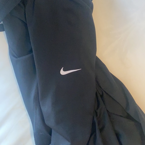 nike pullover - Picture 3 of 6